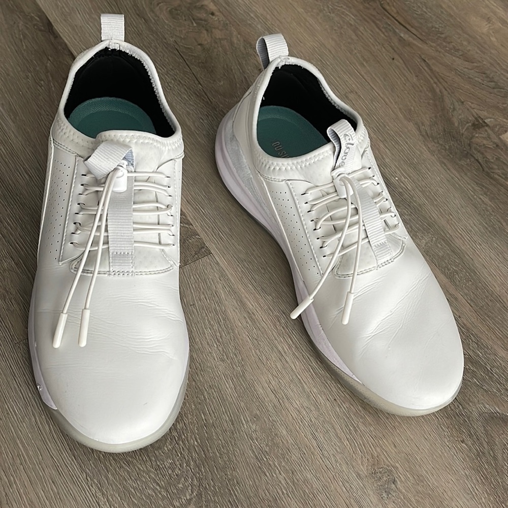 Clove Women’s Nursing/Medical Sneaker